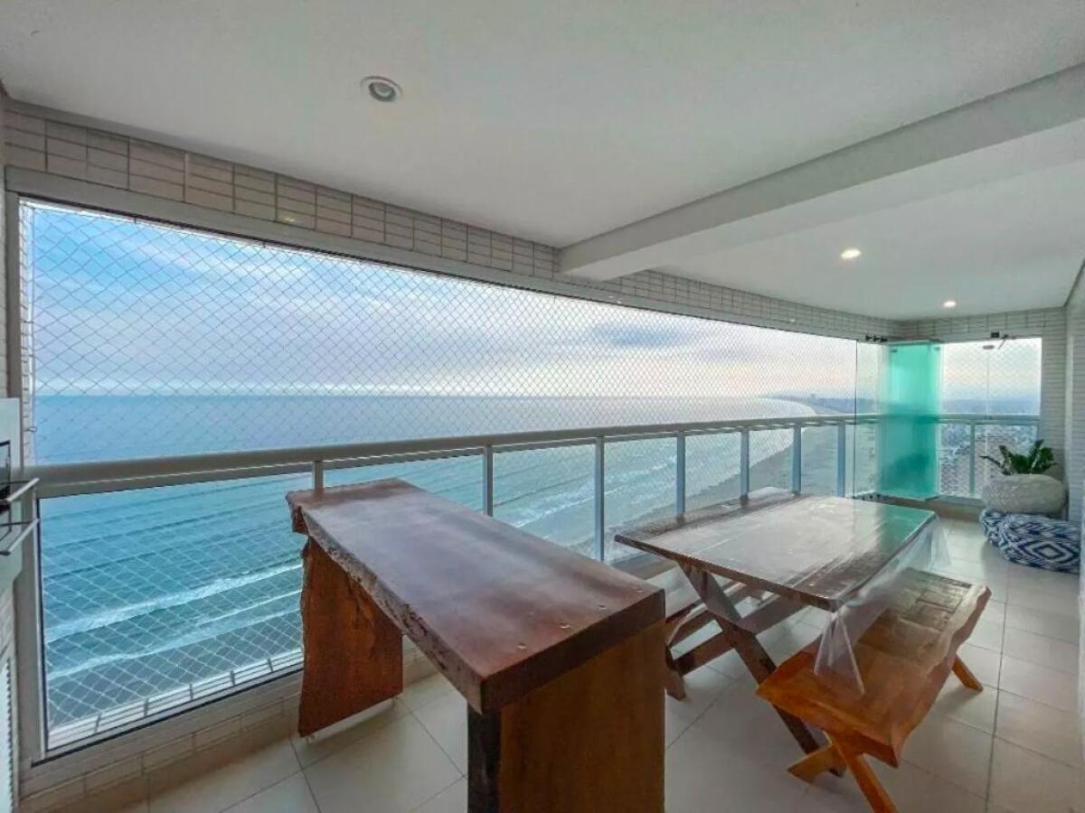 Apartamento com 3 quartos e 111 m² em Vila Tupi, Praia Grande