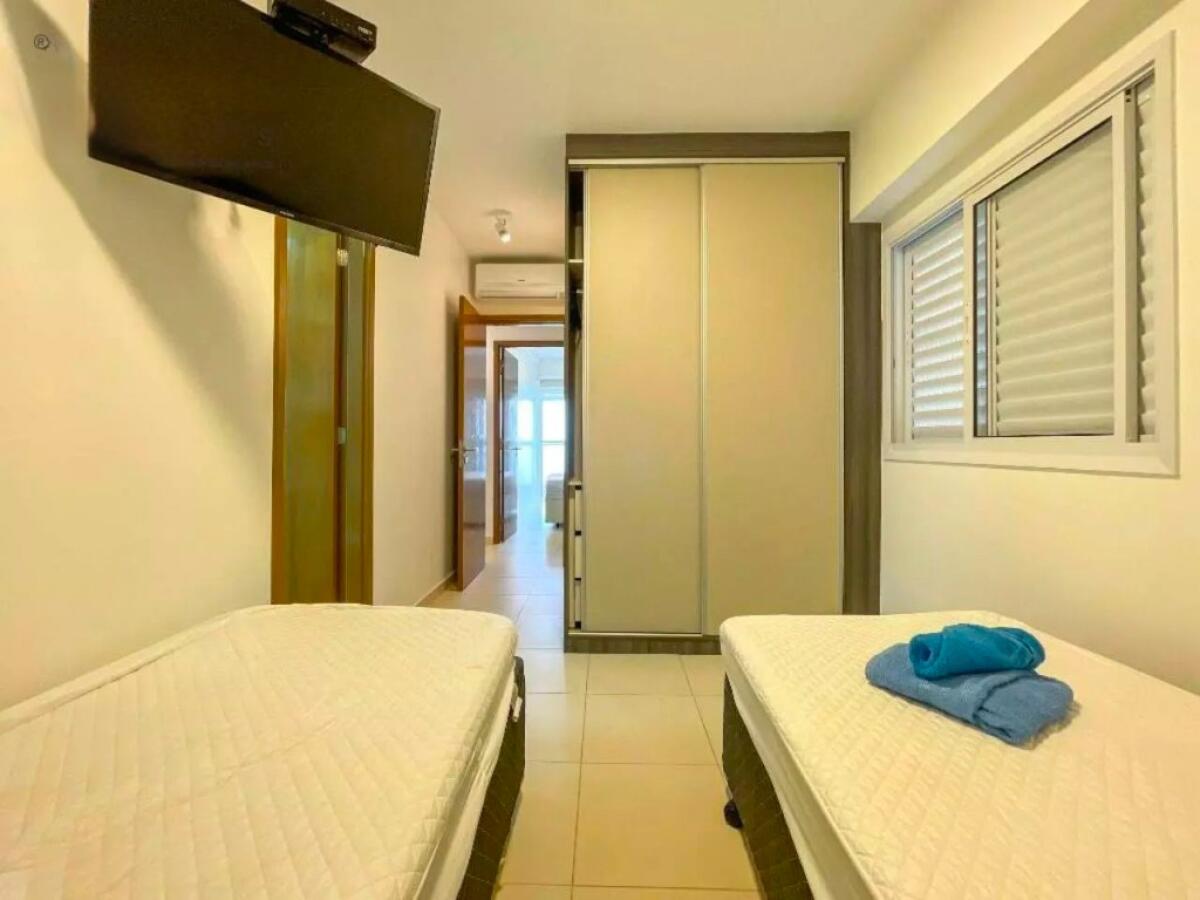 Apartamento com 3 quartos e 111 m² em Vila Tupi, Praia Grande