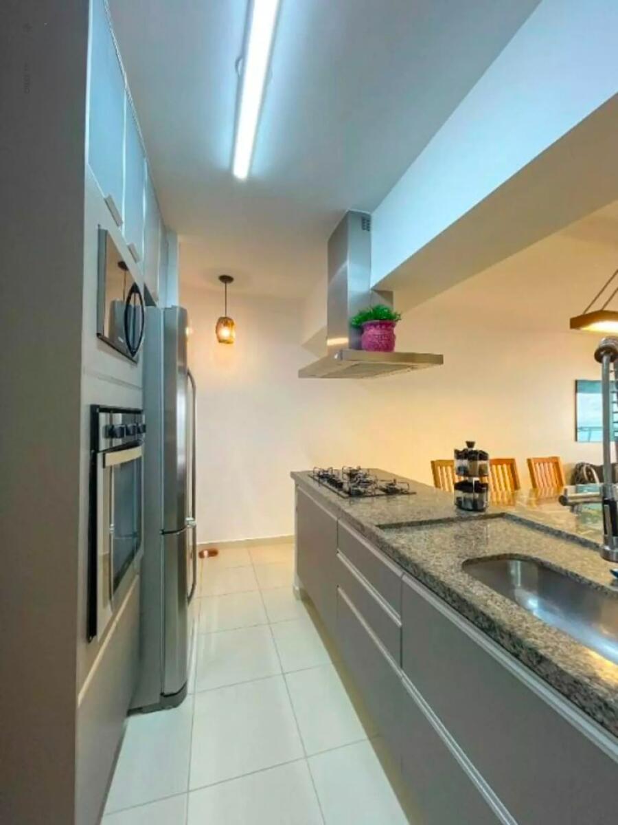 Apartamento com 3 quartos e 111 m² em Vila Tupi, Praia Grande