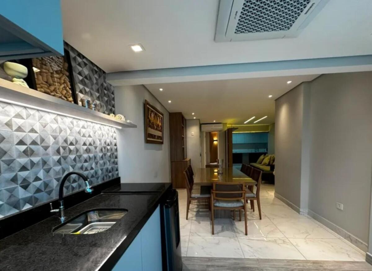 Apartamento com 4 quartos e 144 m² em Vila Tupi, Praia Grande