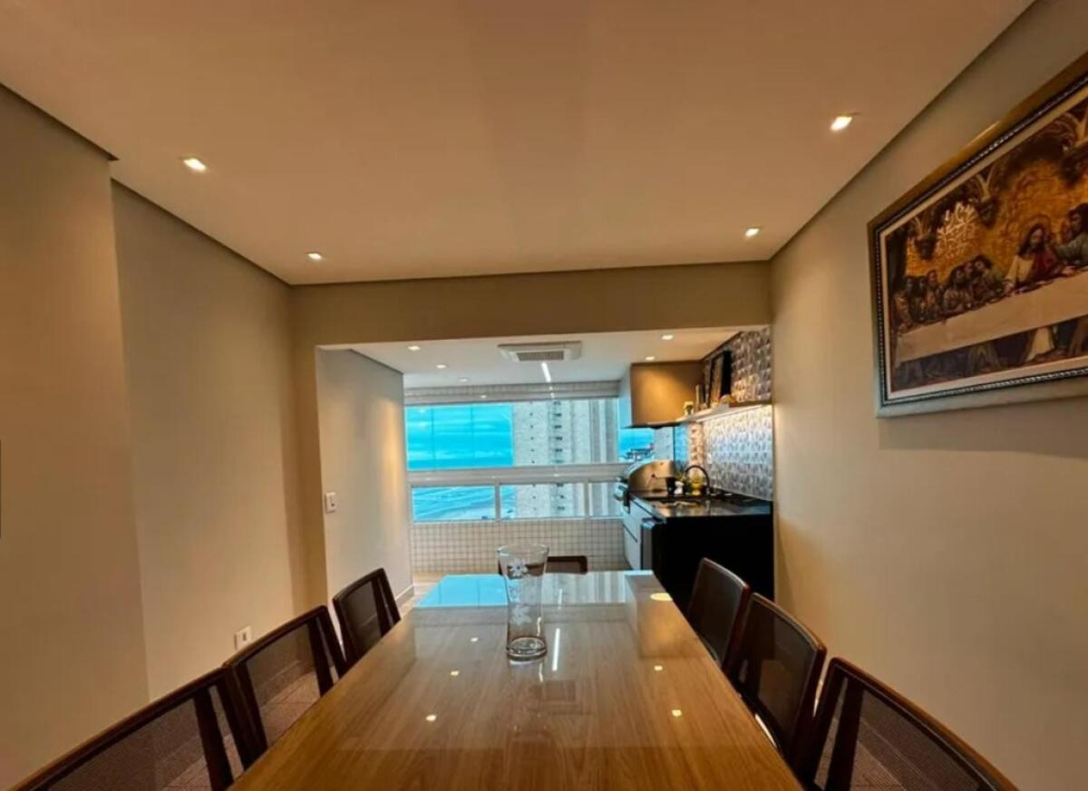 Apartamento com 4 quartos e 144 m² em Vila Tupi, Praia Grande