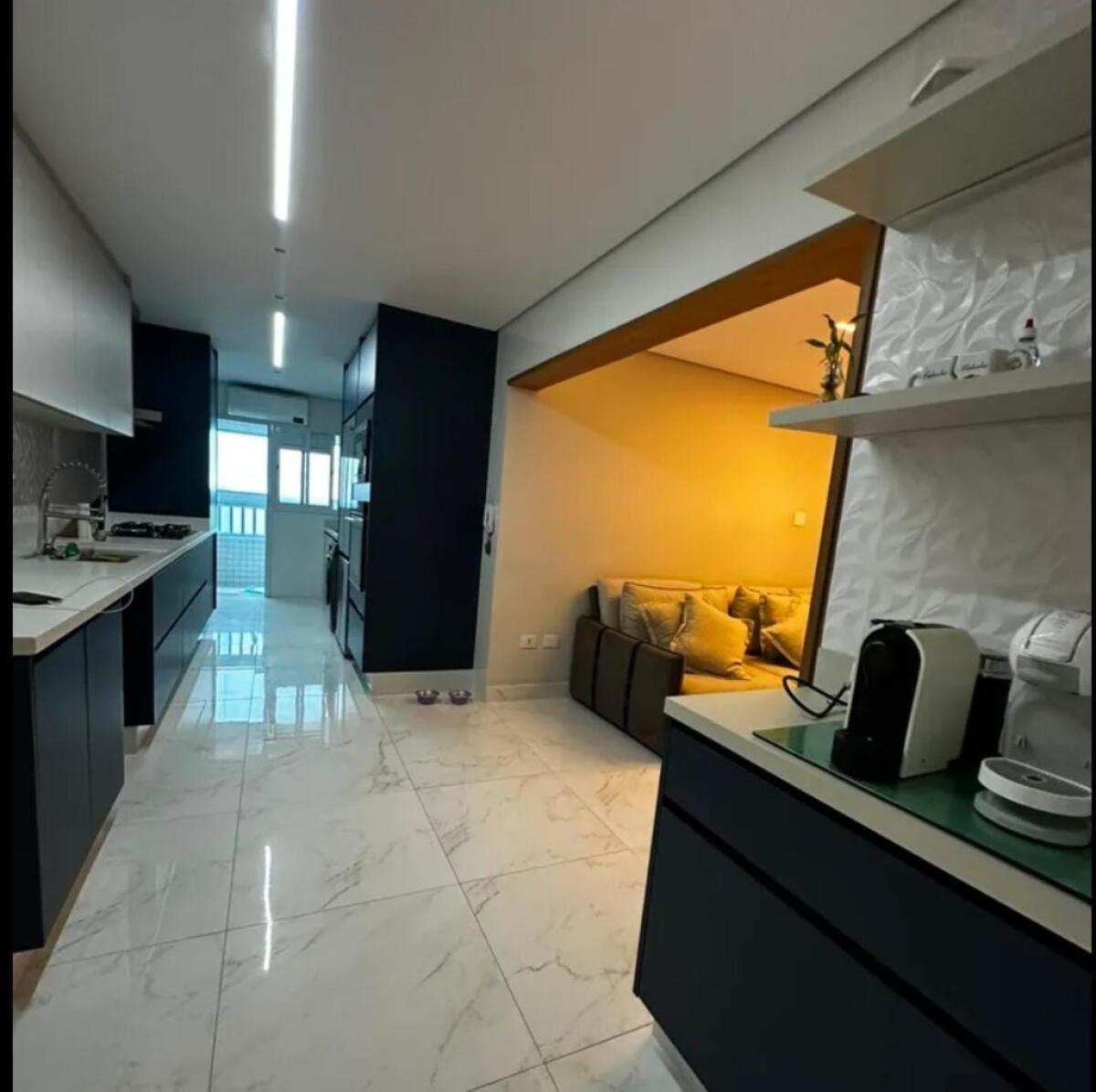 Apartamento com 4 quartos e 144 m² em Vila Tupi, Praia Grande