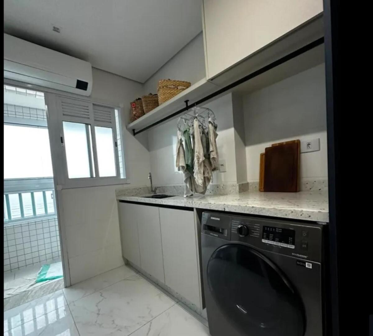 Apartamento com 4 quartos e 144 m² em Vila Tupi, Praia Grande