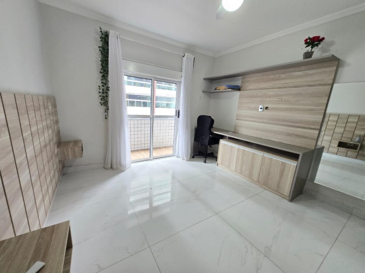 Apartamento com 3 quartos e 98 m² em Vila Tupi, Praia Grande