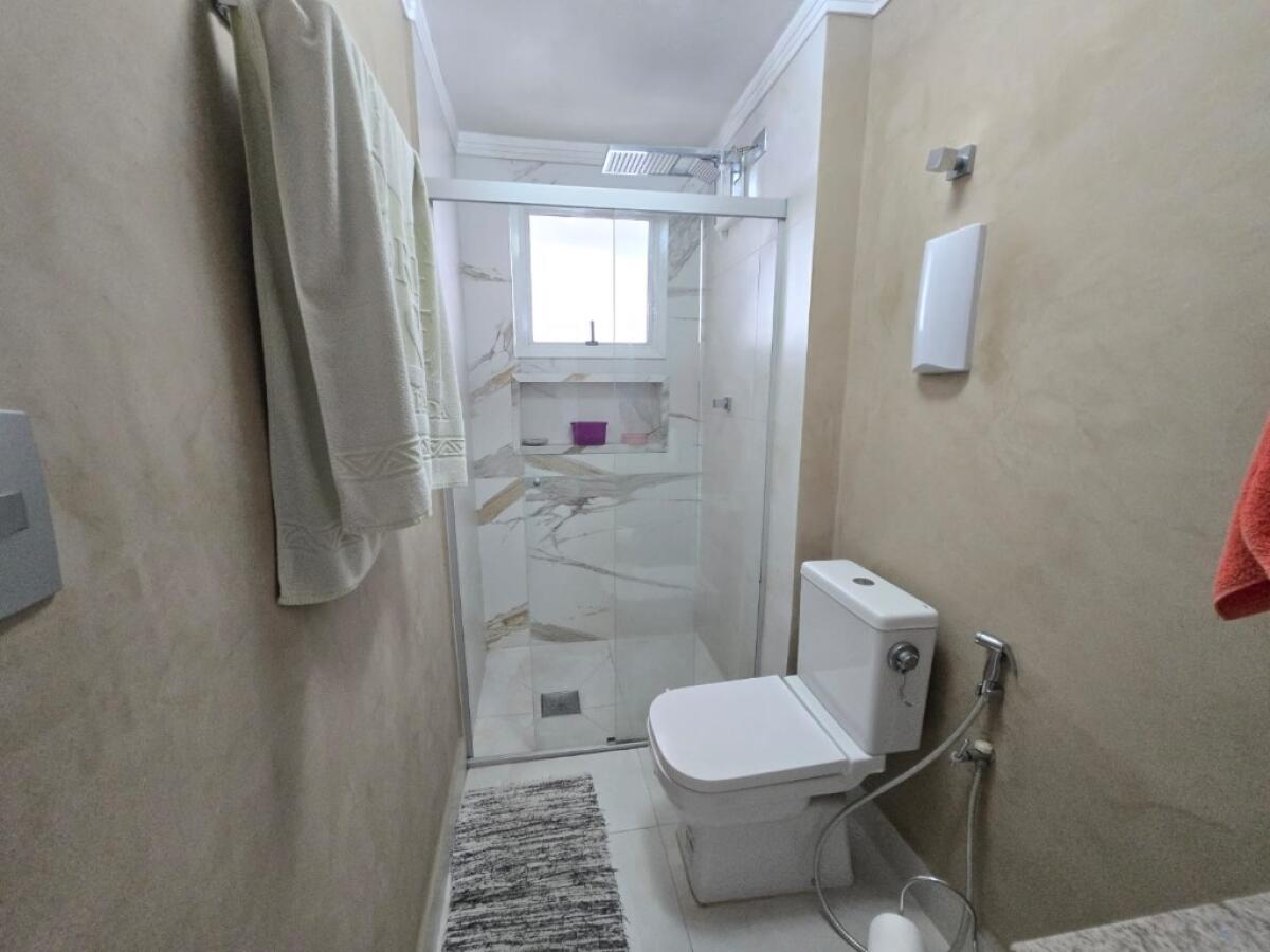 Apartamento com 3 quartos e 98 m² em Vila Tupi, Praia Grande