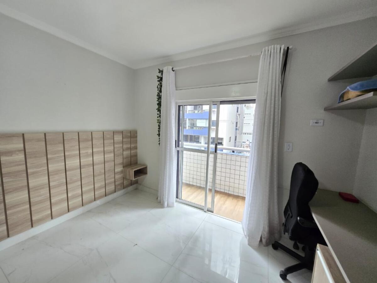 Apartamento com 3 quartos e 98 m² em Vila Tupi, Praia Grande