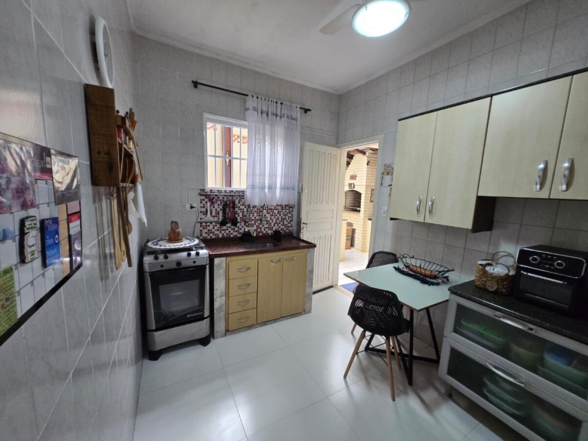Casa com 2 quartos e 85 m² em Vila Tupi, Praia Grande