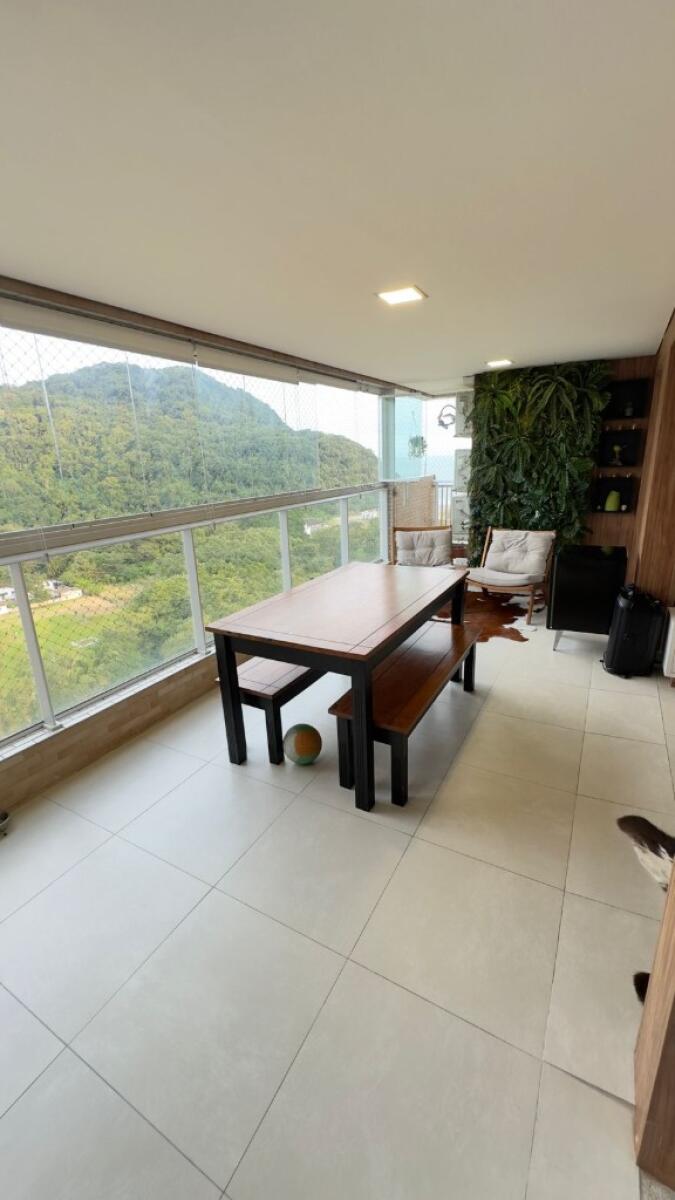 Apartamento com 3 quartos e 134 m² em Vila Tupi, Praia Grande