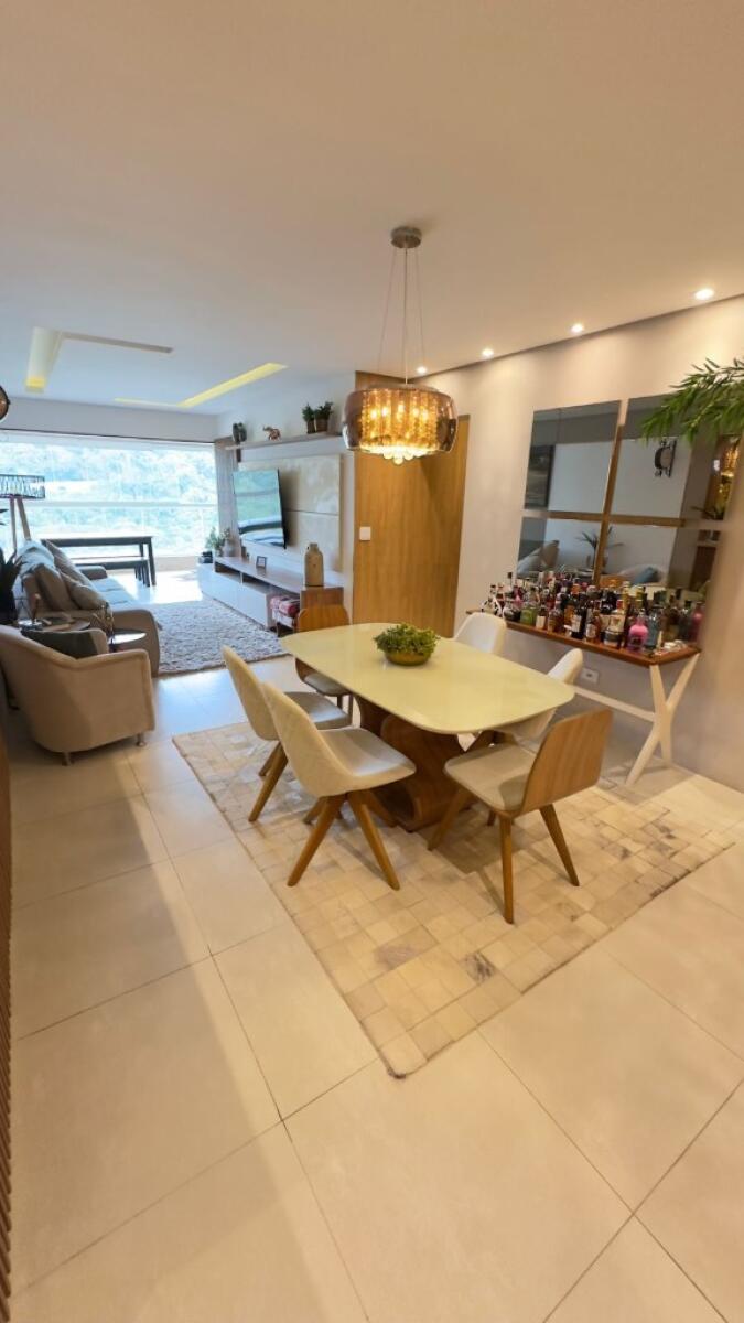 Apartamento com 3 quartos e 134 m² em Vila Tupi, Praia Grande
