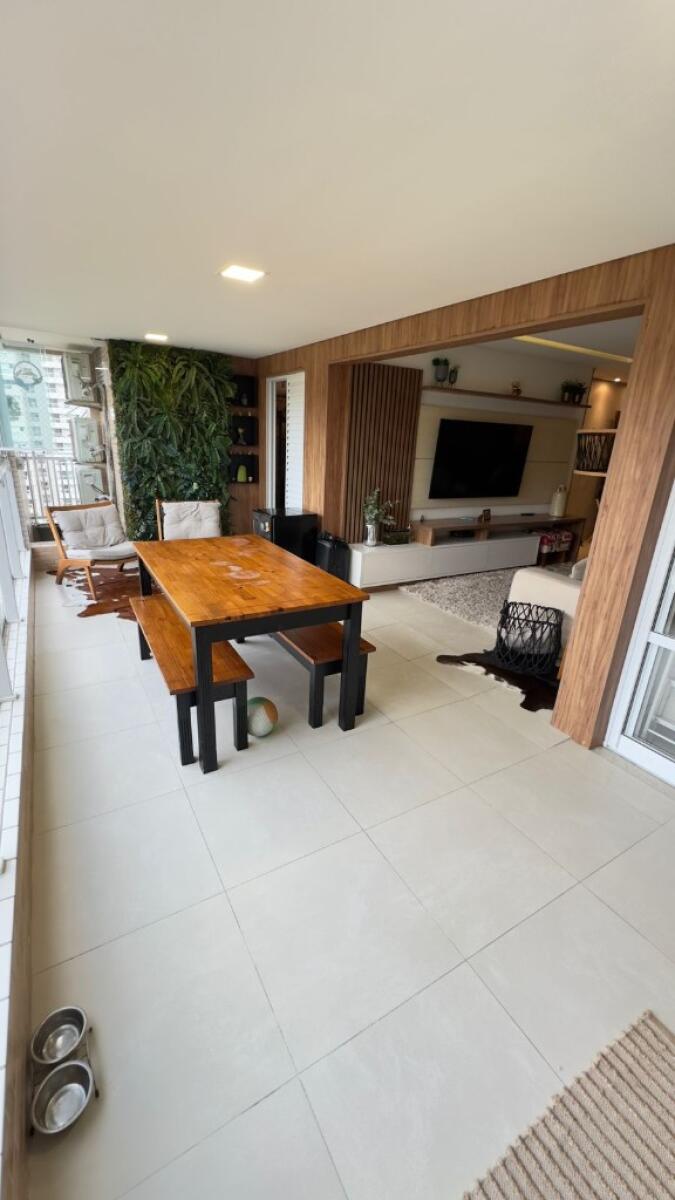 Apartamento com 3 quartos e 134 m² em Vila Tupi, Praia Grande
