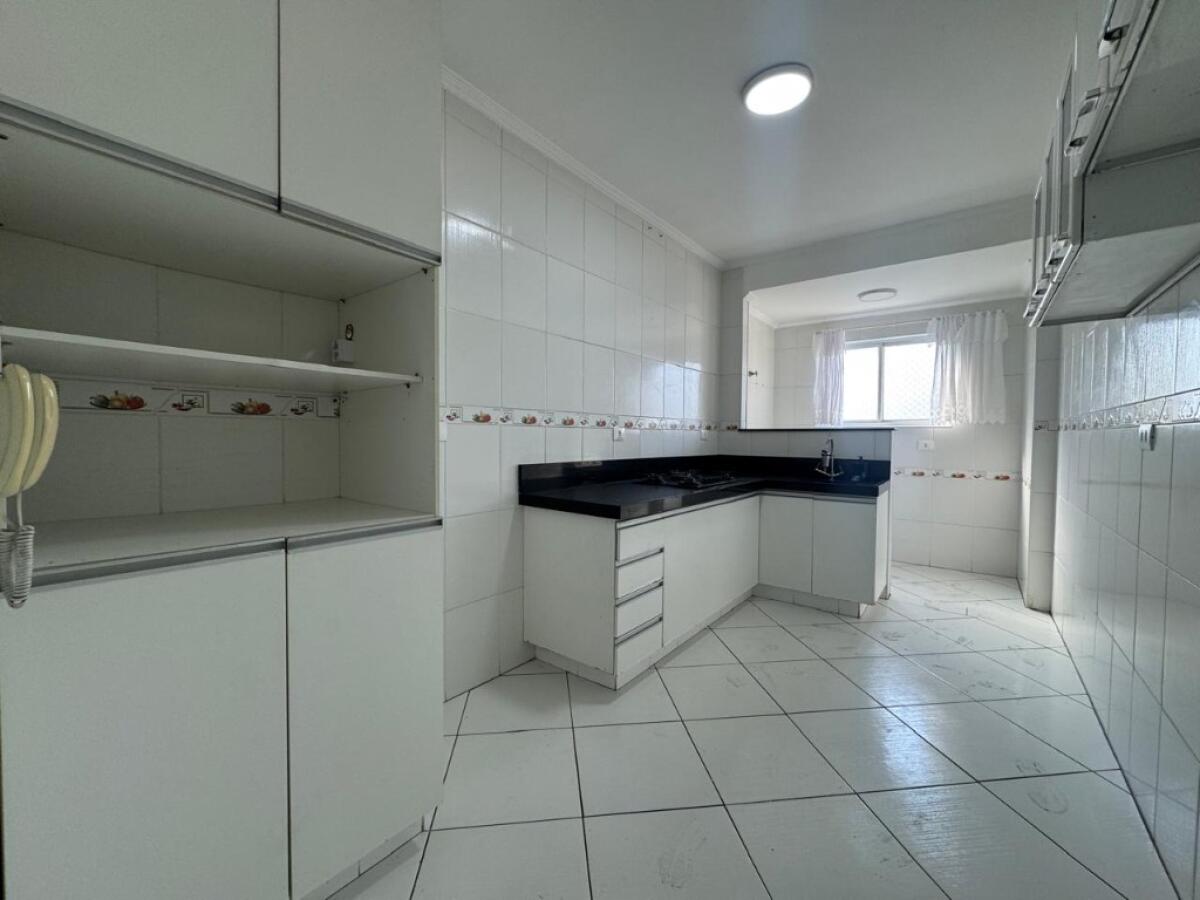 Apartamento com 2 quartos e 92 m² em Vila Tupi, Praia Grande