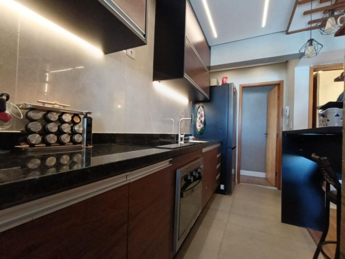 Apartamento com 2 quartos e 71 m² em Vila Tupi, Praia Grande