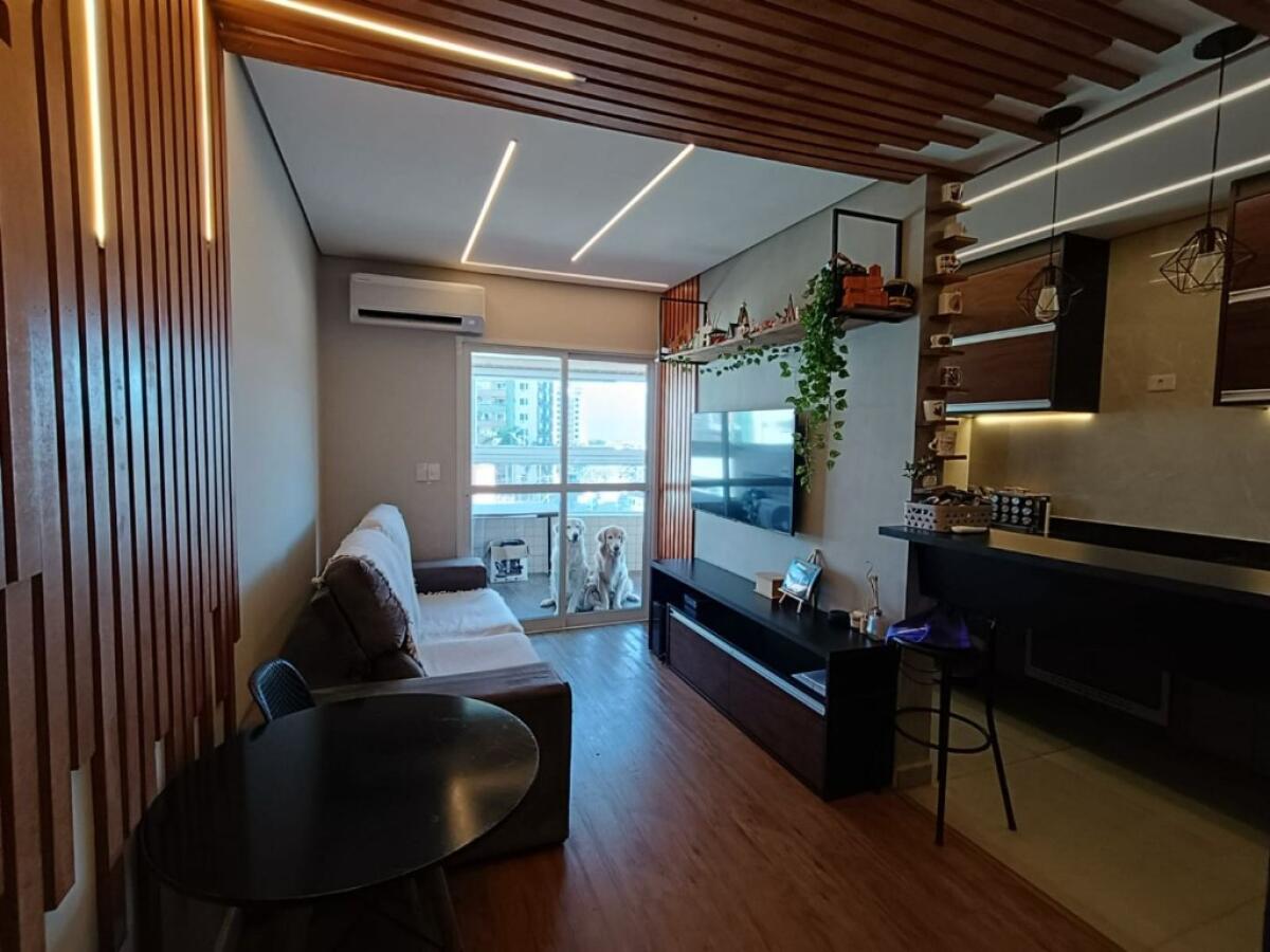 Apartamento com 2 quartos e 71 m² em Vila Tupi, Praia Grande