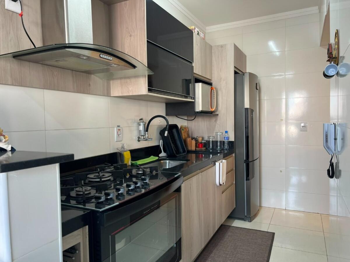 Apartamento com 2 quartos e 65 m² em Vila Tupi, Praia Grande