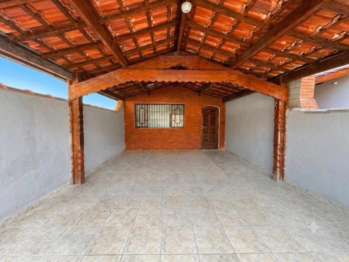 Casa com 2 quartos e 250 m² em Vila Tupi, Praia Grande