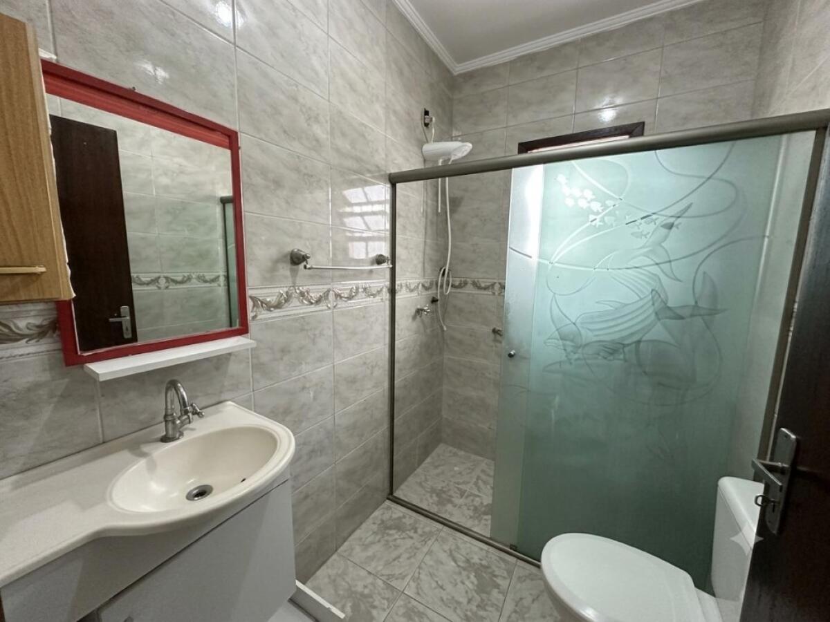 Casa com 2 quartos e 250 m² em Vila Tupi, Praia Grande