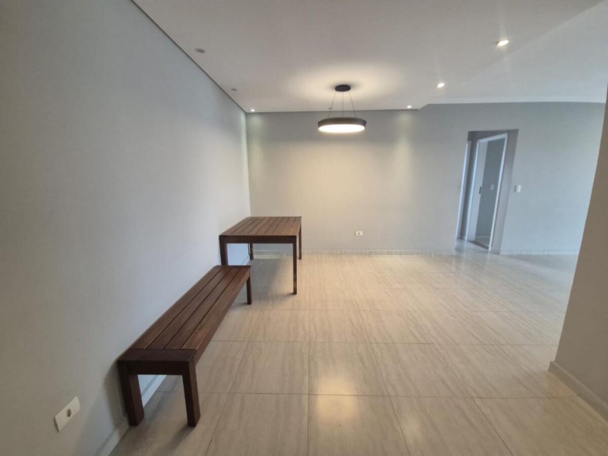 Apartamento com 3 quartos e 122 m² em Vila Tupi, Praia Grande