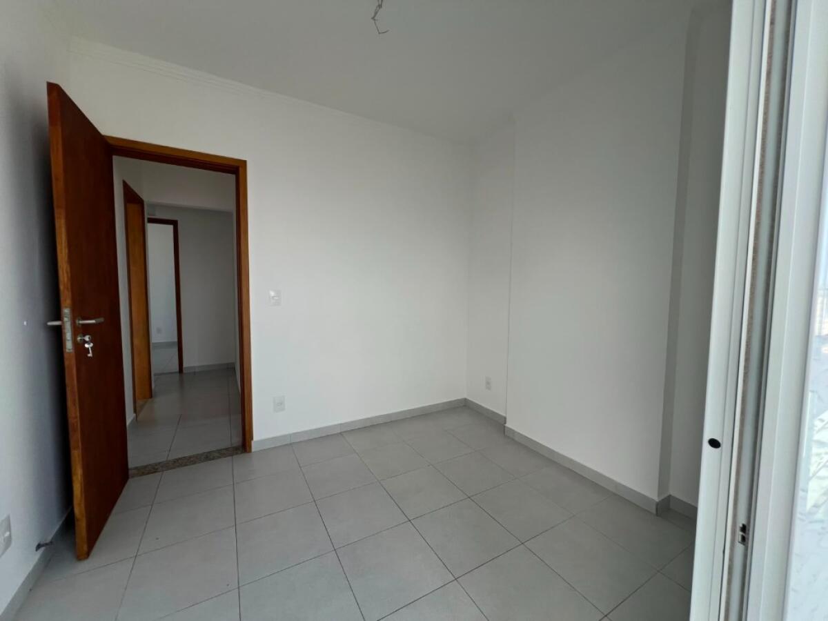 Apartamento com 3 quartos e 100 m² em Vila Tupi, Praia Grande