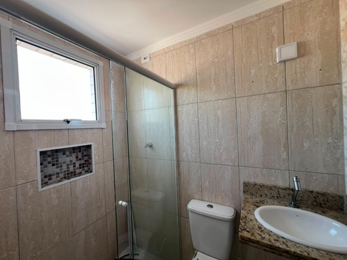 Apartamento com 3 quartos e 100 m² em Vila Tupi, Praia Grande