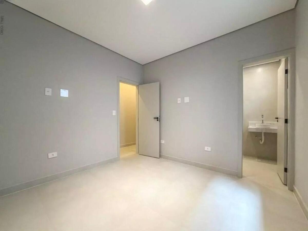 Casa com 3 quartos e 118 m² em Vila Tupi, Praia Grande