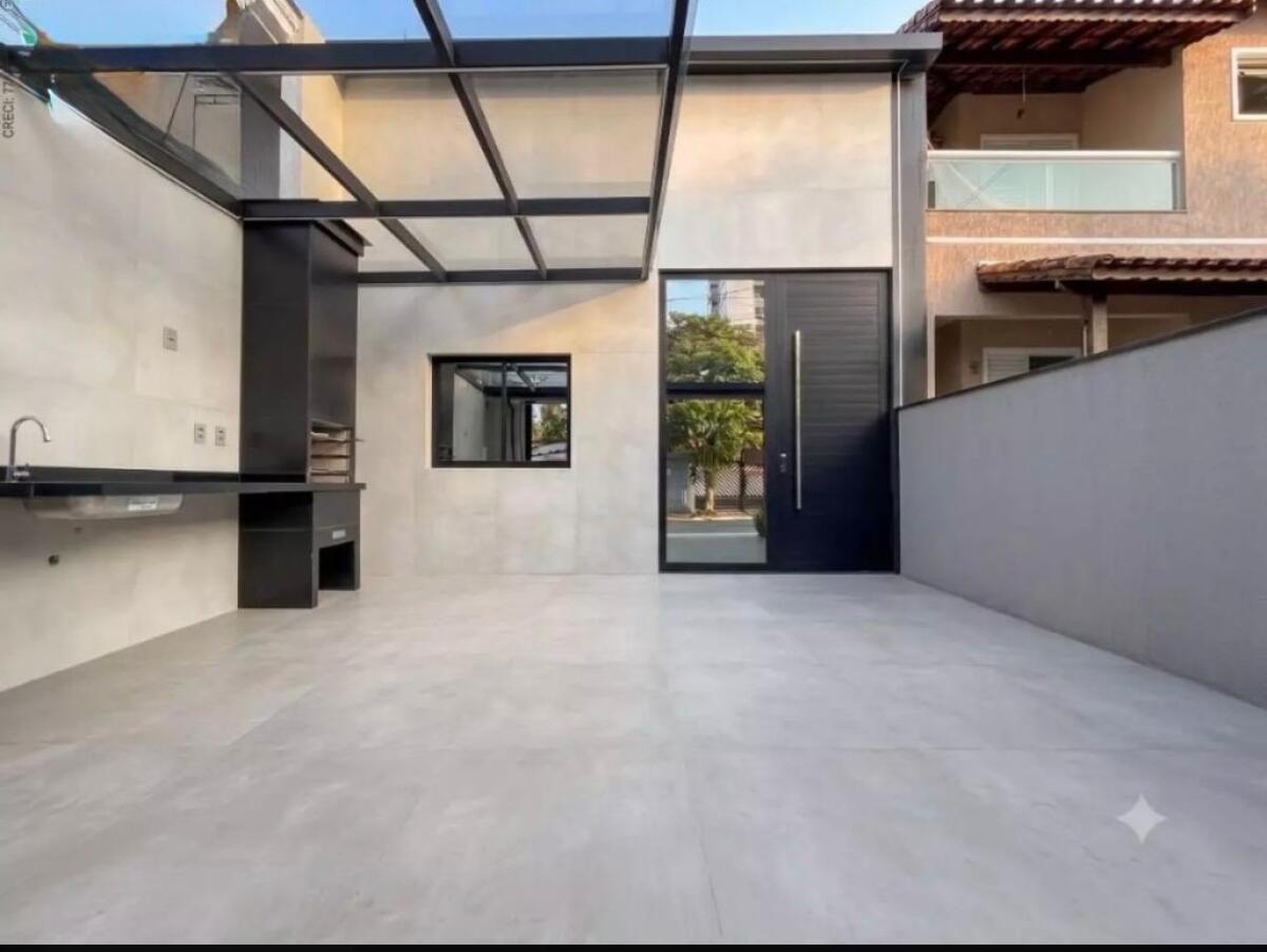 Casa com 3 quartos e 118 m² em Vila Tupi, Praia Grande