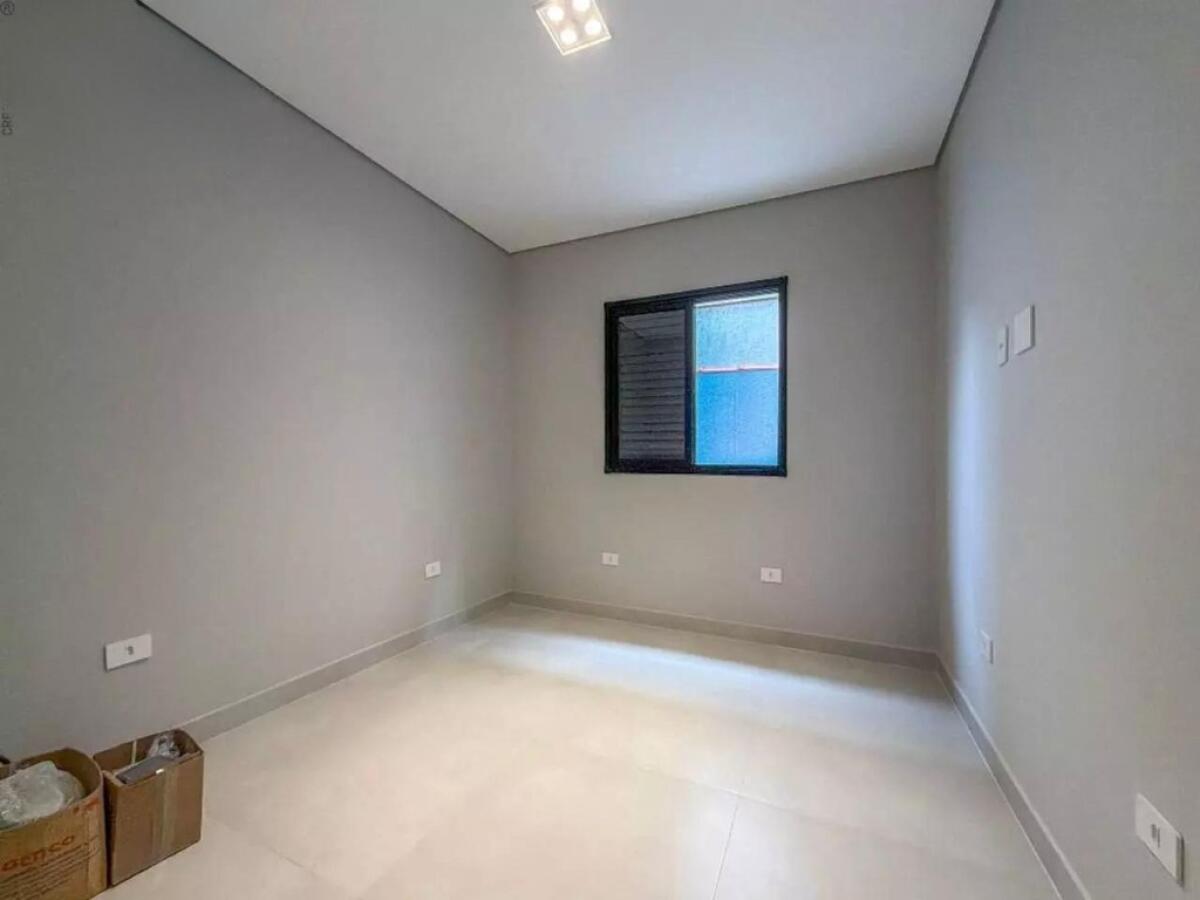 Casa com 3 quartos e 118 m² em Vila Tupi, Praia Grande