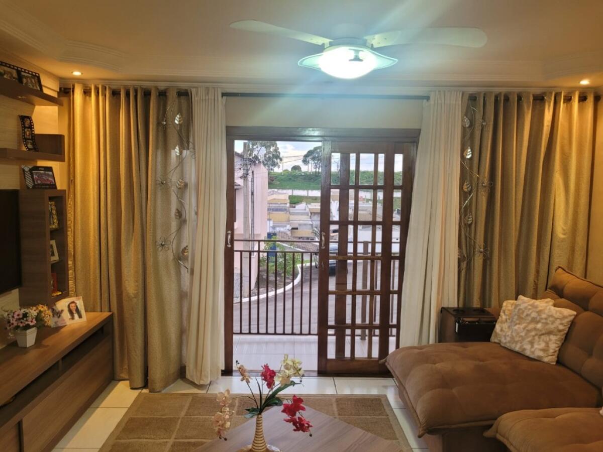 Casa com 3 quartos e 188 m² em Vila Tupi, Praia Grande