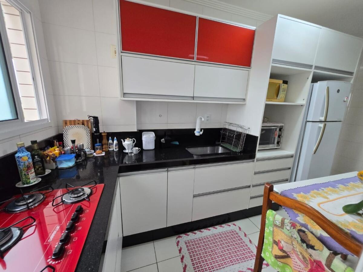 Apartamento com 2 quartos e 60 m² em Vila Tupi, Praia Grande