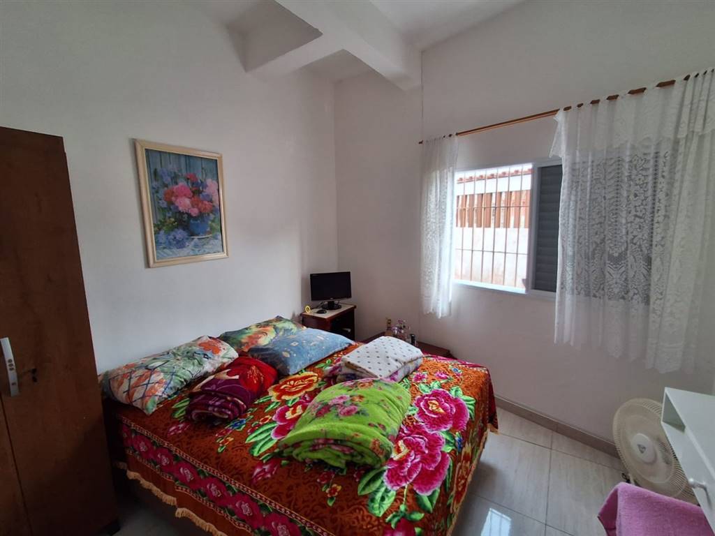 Casa com 5 quartos e 258 m² em Itaóca, Mongaguá