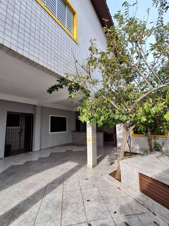 Casa com 5 quartos e 258 m² em Itaóca, Mongaguá