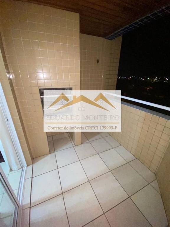 Apartamento com 2 quartos e 74 m² em Itaóca, Mongaguá