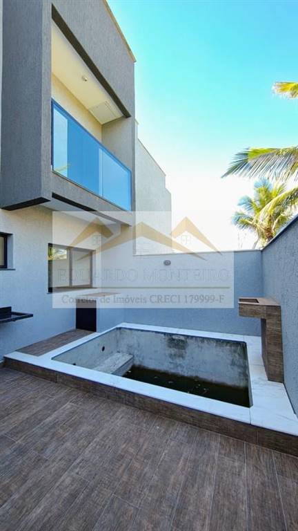 Casa com 2 quartos e 96 m² em Itaóca, Mongaguá