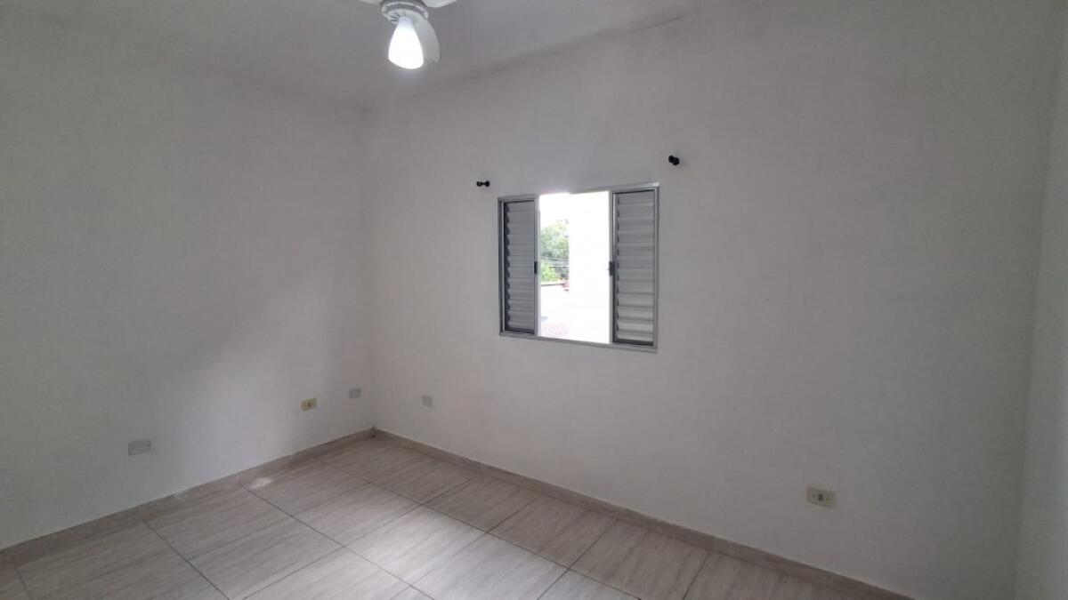 Casa com 2 quartos e 72 m² em Itaóca, Mongaguá