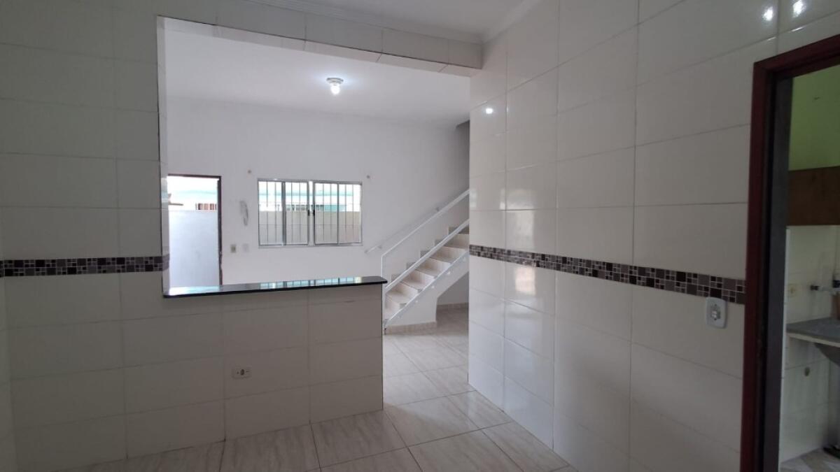 Casa com 2 quartos e 72 m² em Itaóca, Mongaguá
