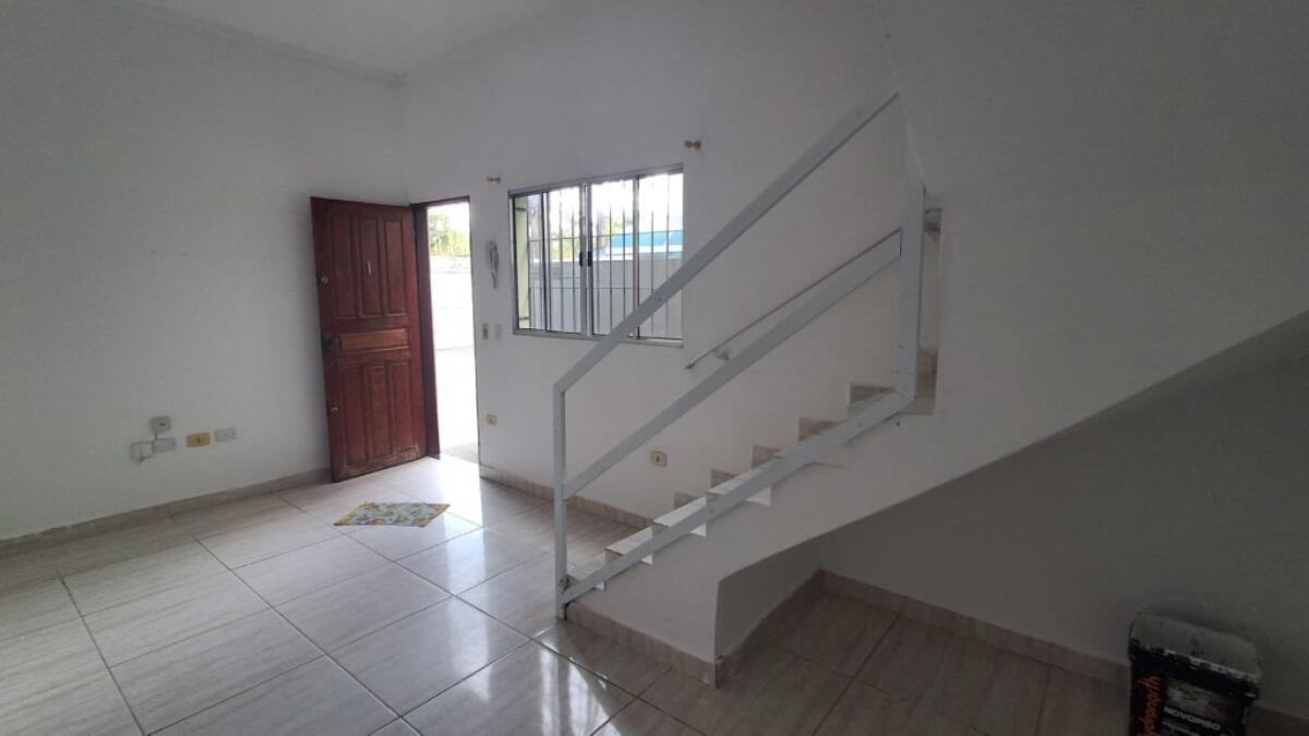 Casa com 2 quartos e 72 m² em Itaóca, Mongaguá