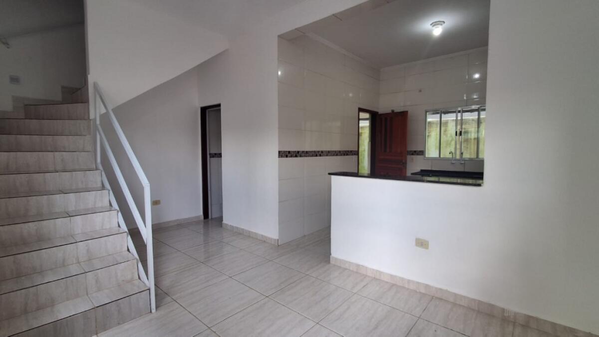 Casa com 2 quartos e 72 m² em Itaóca, Mongaguá