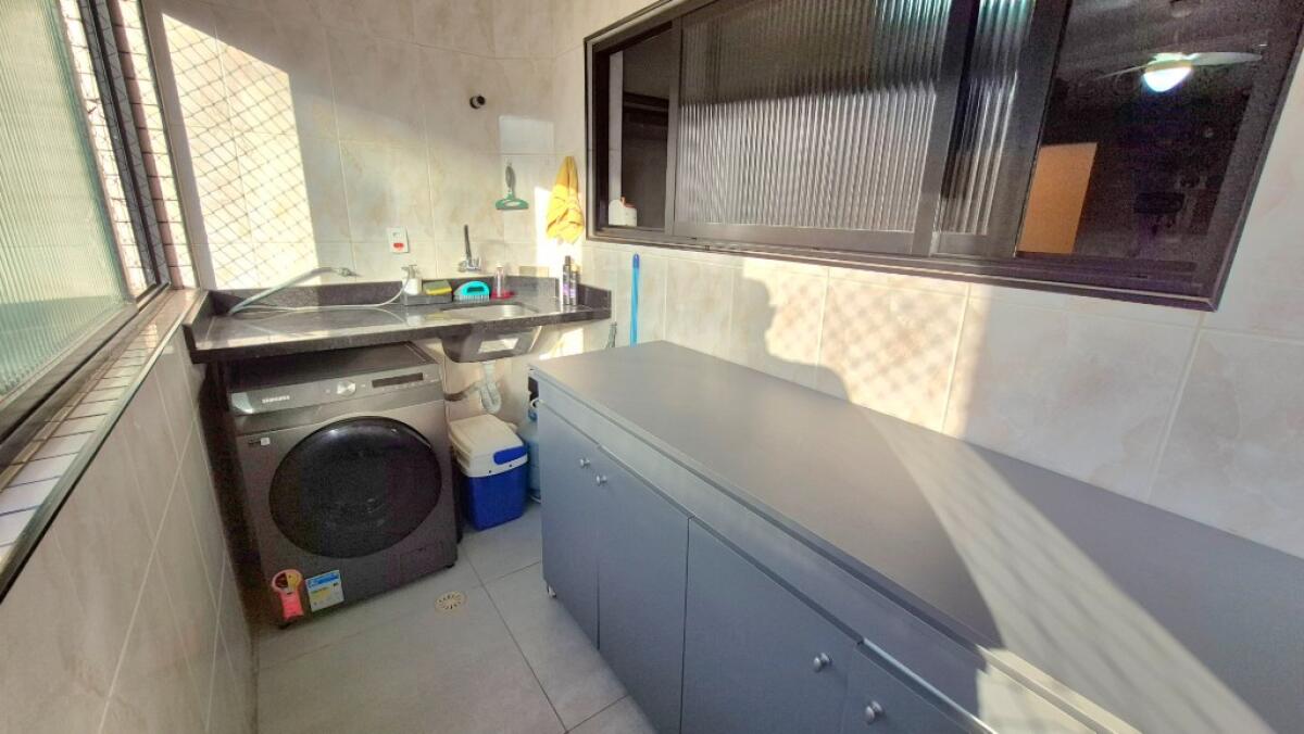 Apartamento com 4 quartos e 137 m² em Vila Guilhermina, Praia Grande
