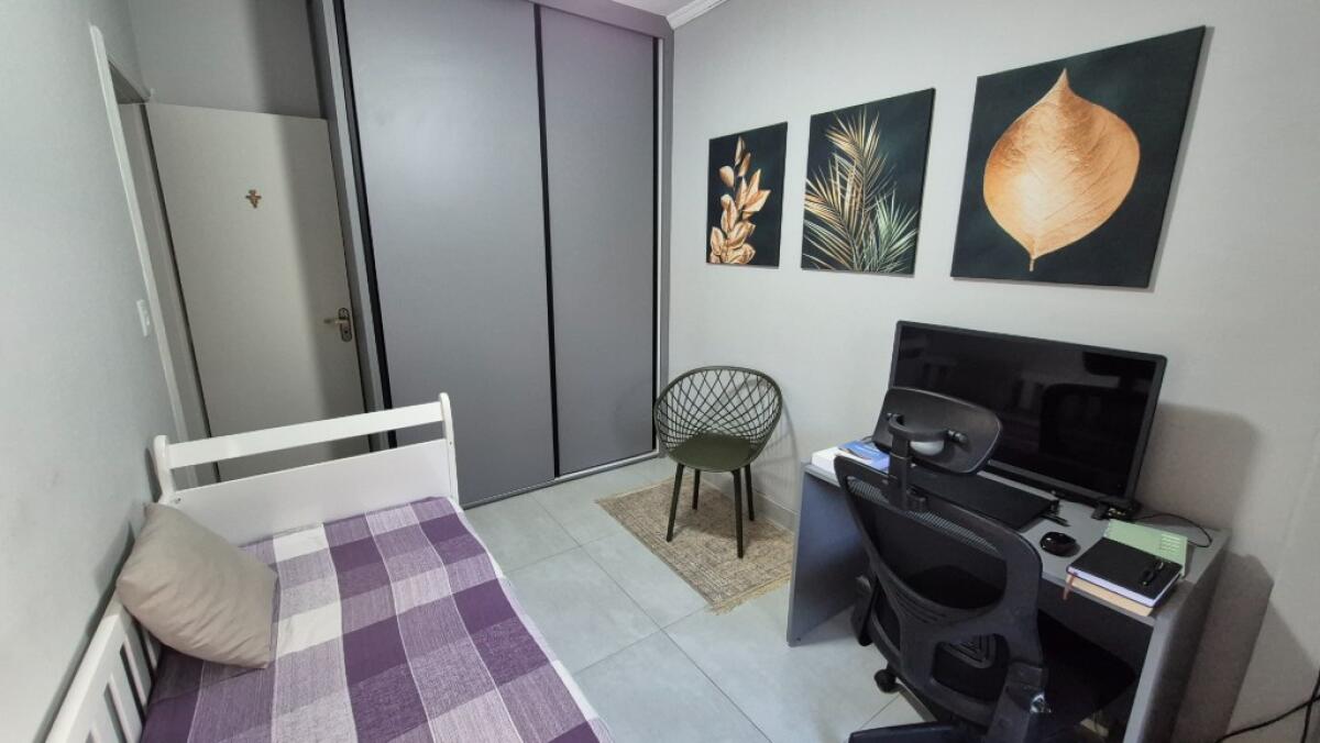 Apartamento com 4 quartos e 137 m² em Vila Guilhermina, Praia Grande