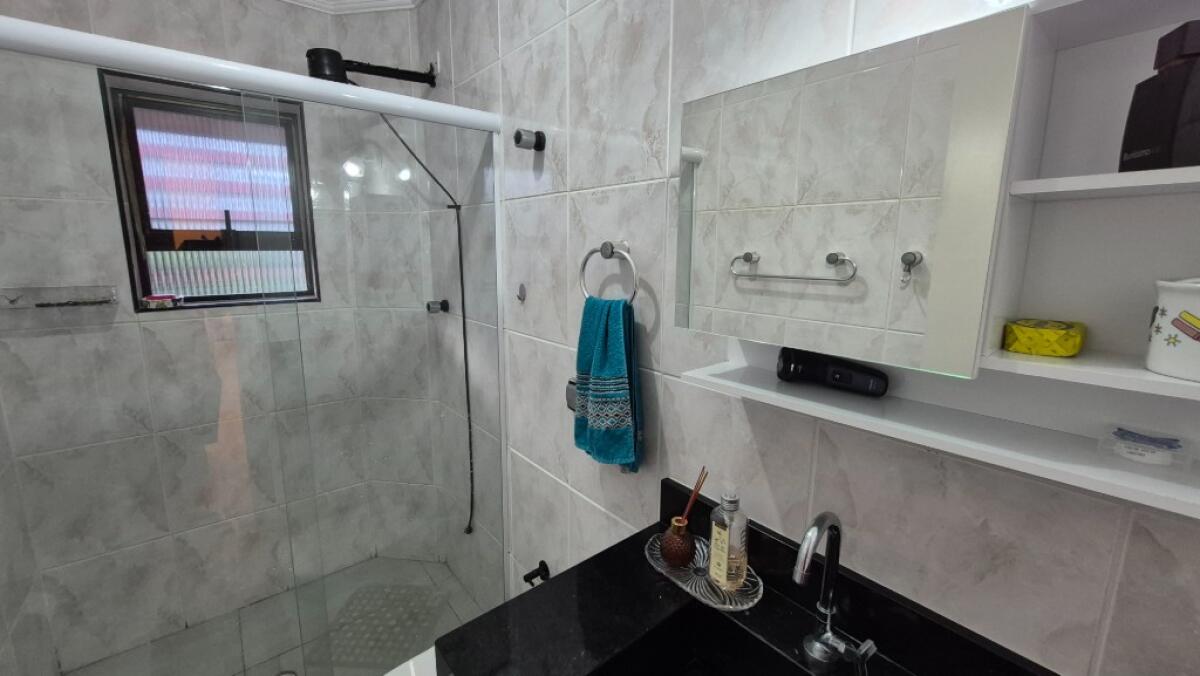 Apartamento com 4 quartos e 137 m² em Vila Guilhermina, Praia Grande