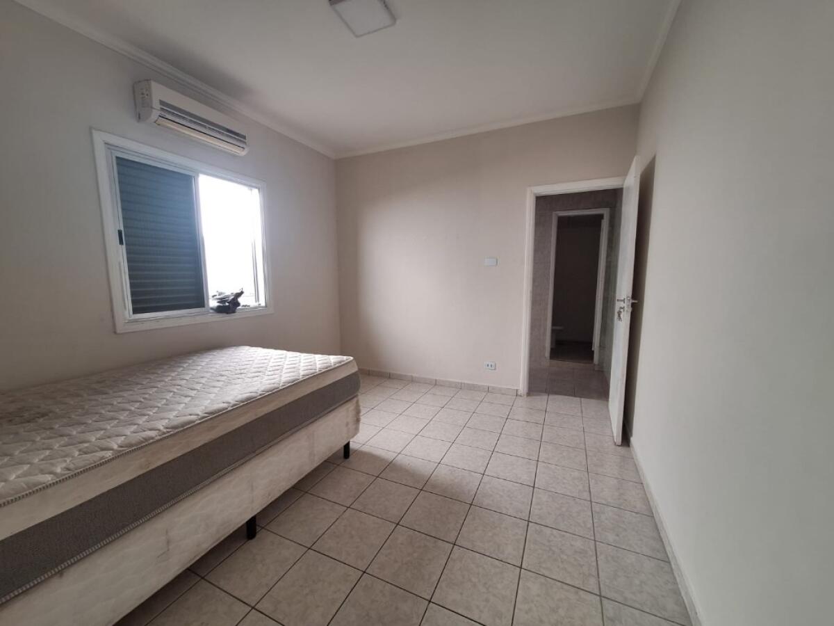 Casa com 3 quartos e 102 m² em Vila Mirim, Praia Grande