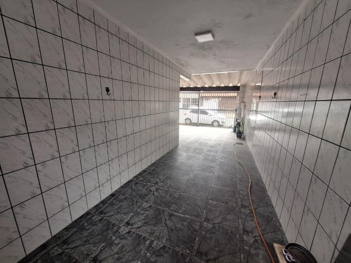Casa com 2 quartos e 107 m² em Vila Mirim, Praia Grande