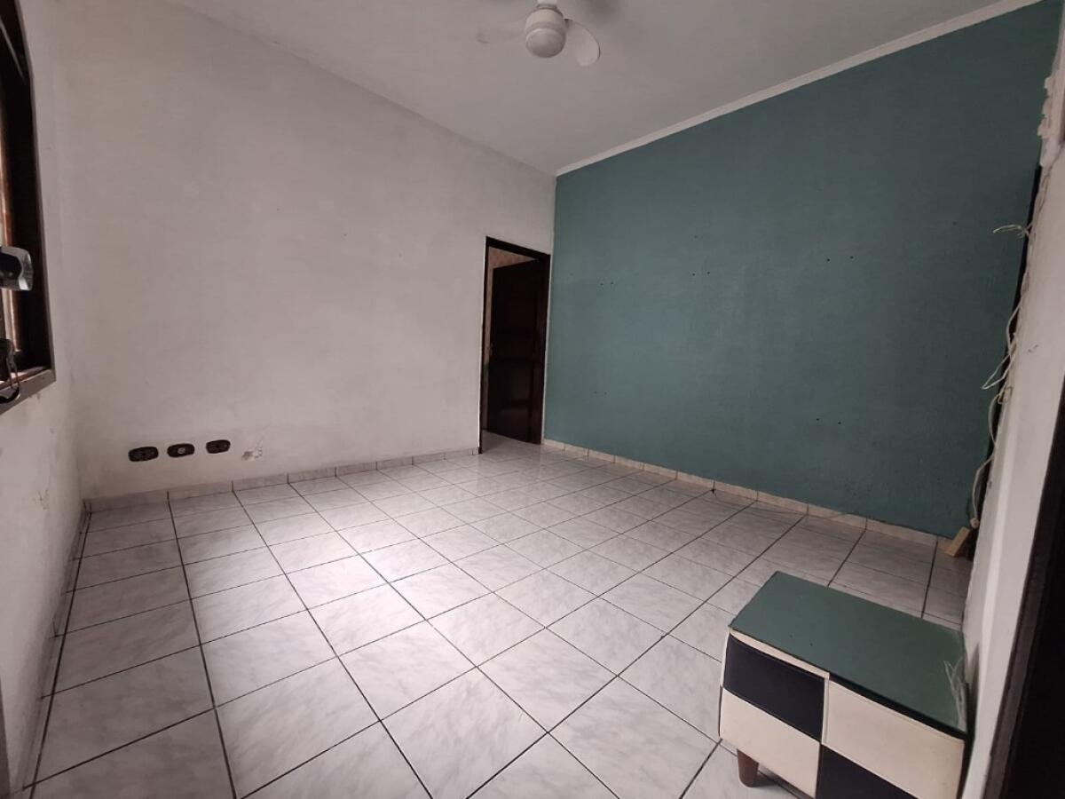Casa com 2 quartos e 107 m² em Vila Mirim, Praia Grande